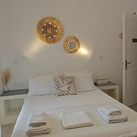 Heritage Plateia Πανσιόν Τήνος