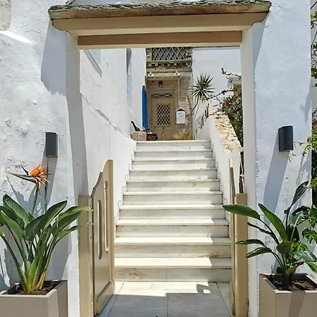 Πανσιόν Heritage Plateia 4*